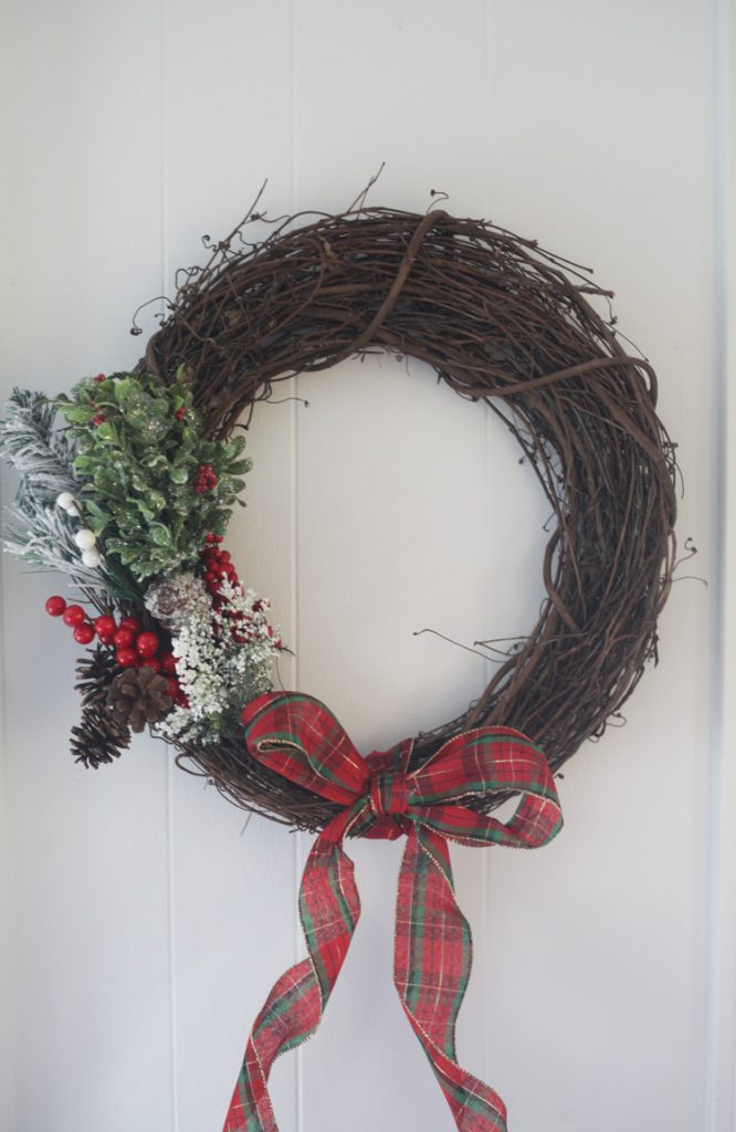 Easy DIY Christmas Wreath - How to Make a Grapevine Christmas Wreath