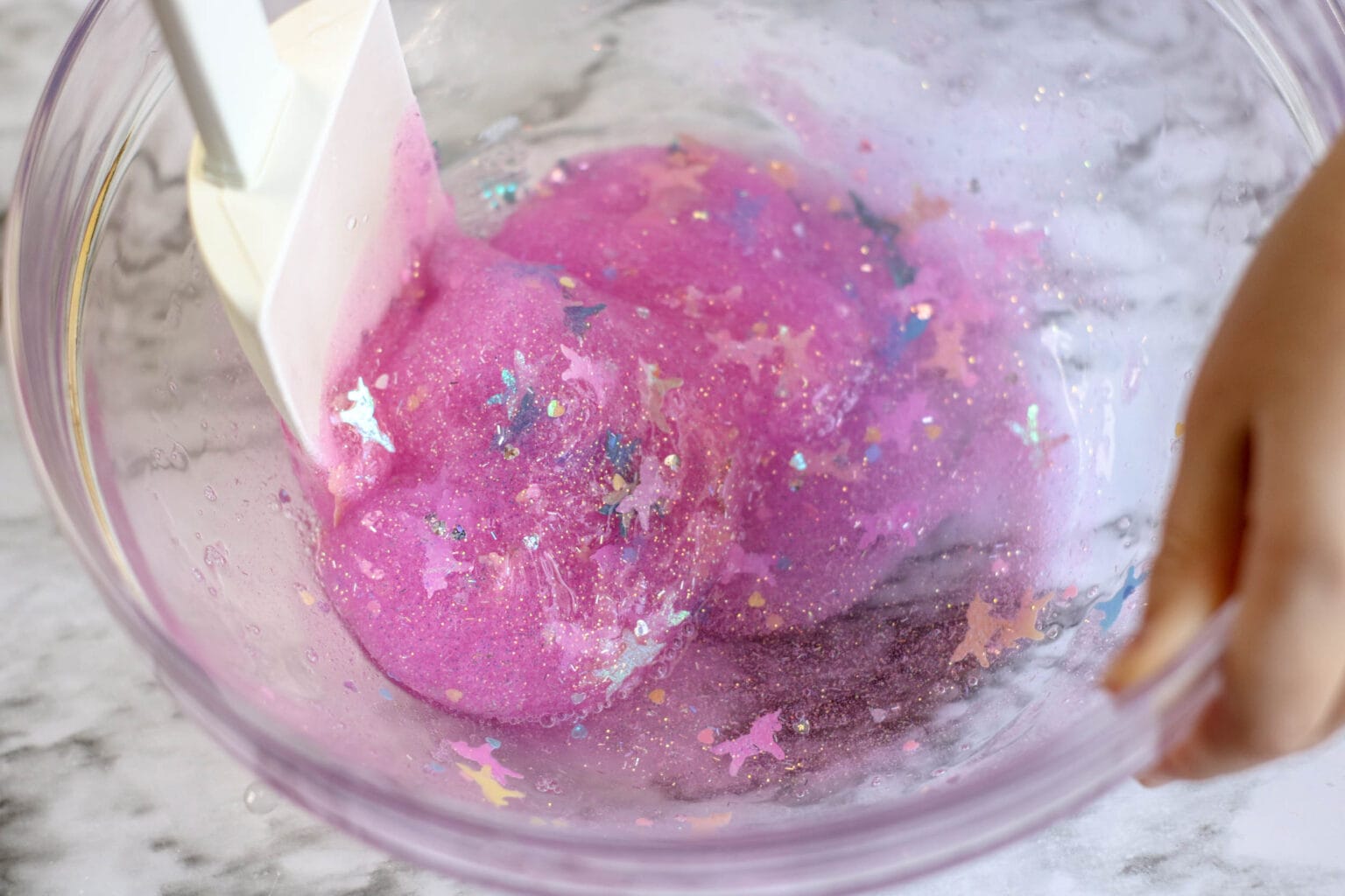 How To Make Fun And Sparkly Unicorn Slime - Run To Radiance